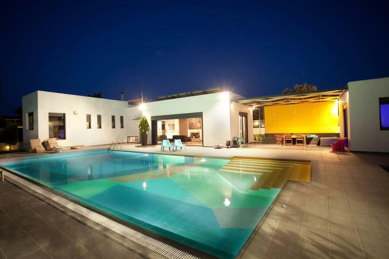 Villa Natasa Lampiri  Luaran gambar