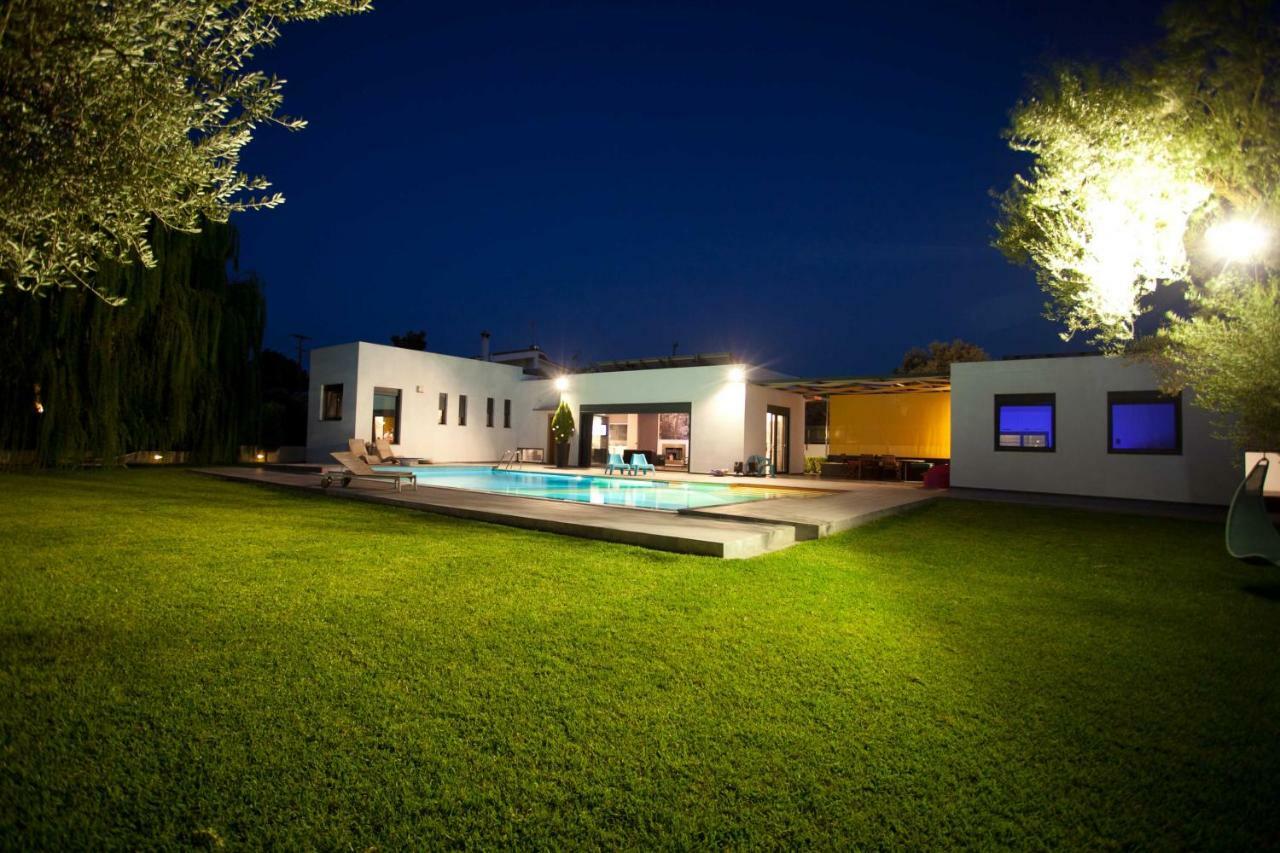 Villa Natasa Lampiri  Luaran gambar
